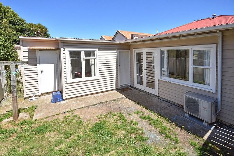 Photo of property in 9 Hyde Street, North Dunedin, Dunedin, 9016