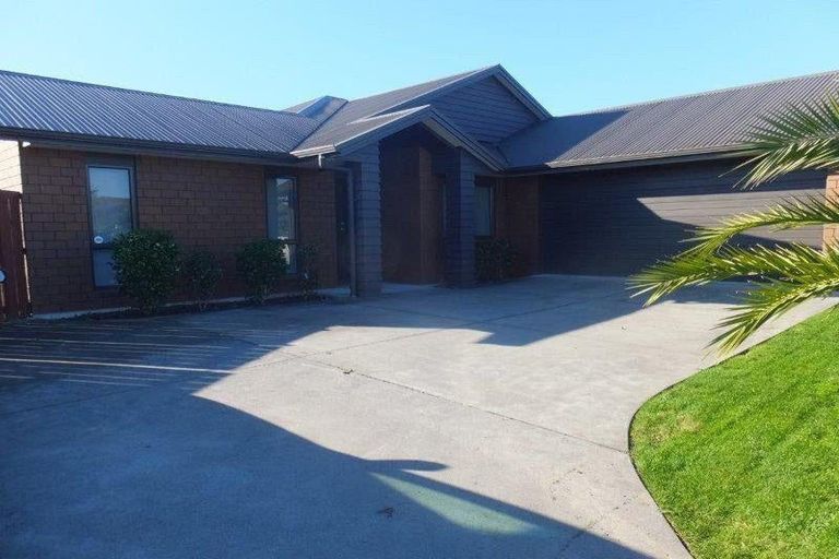 Photo of property in 13 Holly Place, Rototuna North, Hamilton, 3210