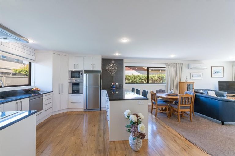 Photo of property in 5 Di Vetro Way, The Wood, Nelson, 7010