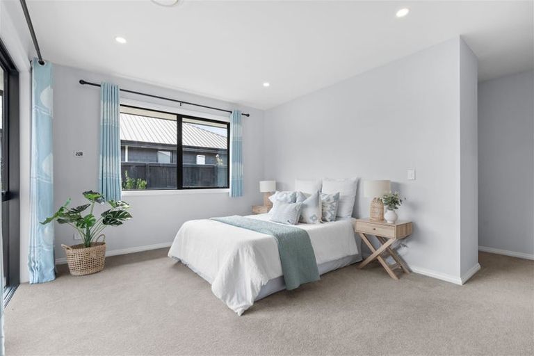 Photo of property in 33 Bronco Drive, Aidanfield, Christchurch, 8025