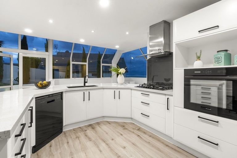 Photo of property in 43 Shuttleworth Place, Manly, Whangaparaoa, 0930