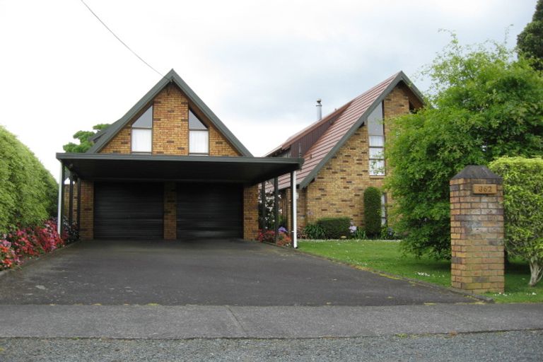 Photo of property in 362 Main Road, Huapai, Kumeu, 0810