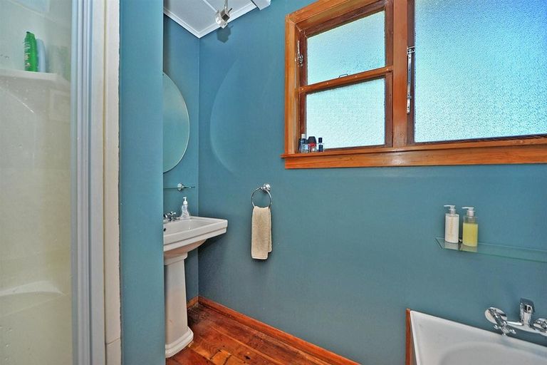 Photo of property in 3 Ilford Place, Awapuni, Palmerston North, 4412