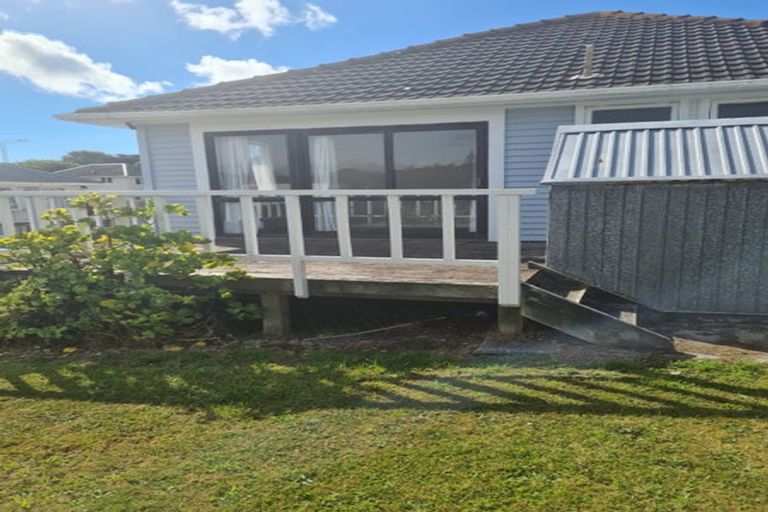 Photo of property in 62 Mckillop Street, Ranui, Porirua, 5024