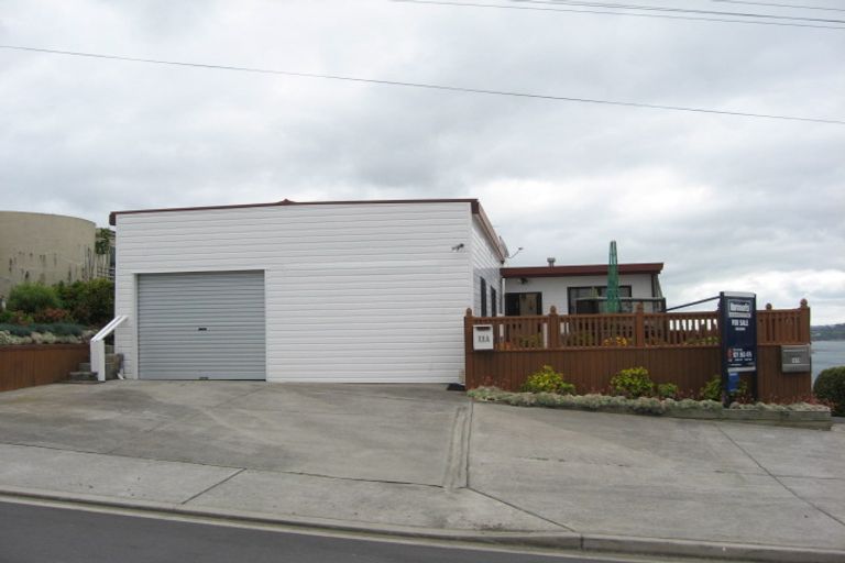 Photo of property in 11a Roberts Road, Matakatia, Whangaparaoa, 0930