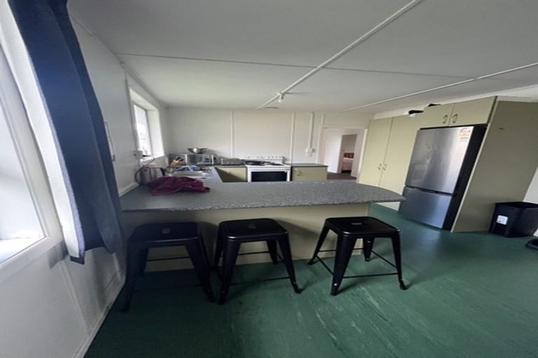 Photo of property in 2 Penguin Grove, Waitangirua, Porirua, 5024