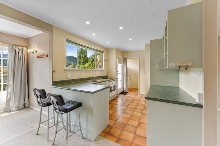 Photo of property in 51 Sunbrae Drive, Silverstream, Upper Hutt, 5019
