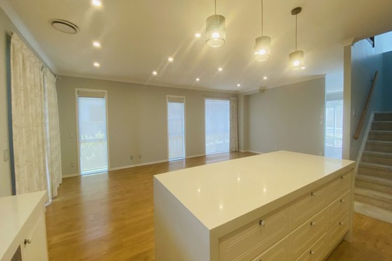 Photo of property in 30 Madison Terrace, Silverdale, 0932