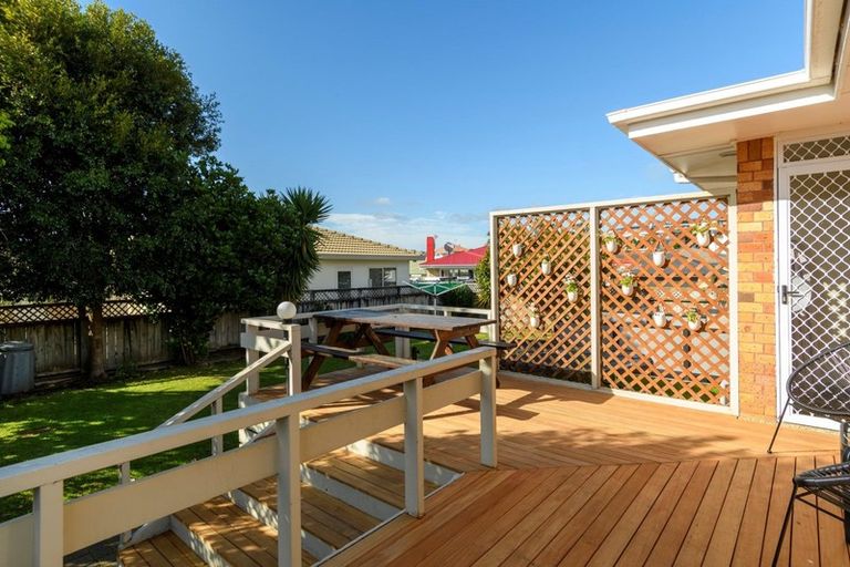Photo of property in 9a Lilac Place, Otumoetai, Tauranga, 3110