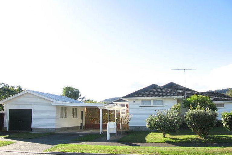 Photo of property in 41 Routley Crescent, Elderslea, Upper Hutt, 5018