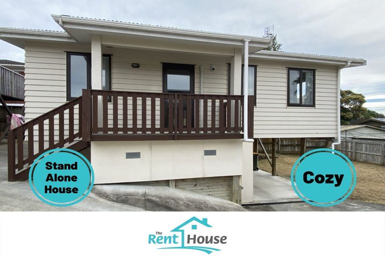 Photo of property in 33 La Trobe Street, Pakuranga Heights, Auckland, 2010