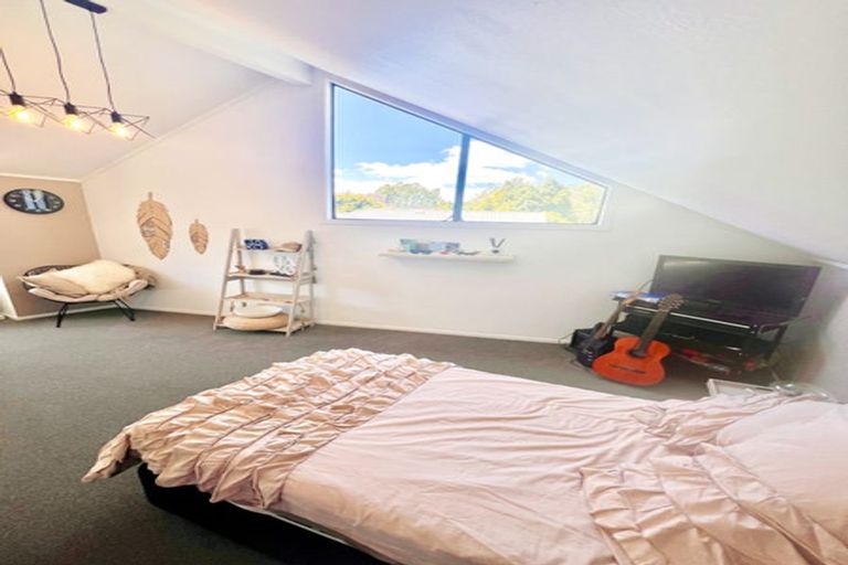 Photo of property in 10 Waitawa Place, Lynmore, Rotorua, 3010