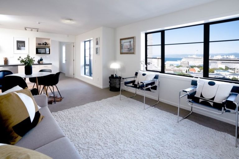 Photo of property in Westhaven Apartments, 22/127 Molesworth Street, Thorndon, Wellington, 6011