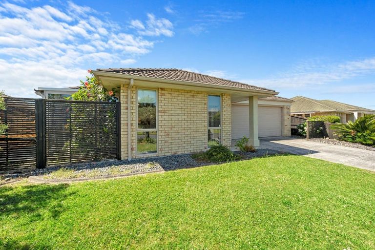 Photo of property in 22 Gardenia Close, Melville, Hamilton, 3206