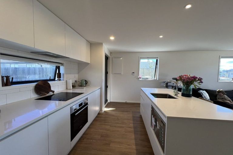 Photo of property in 1/21 Siddal Place, Richmond, Christchurch, 8013