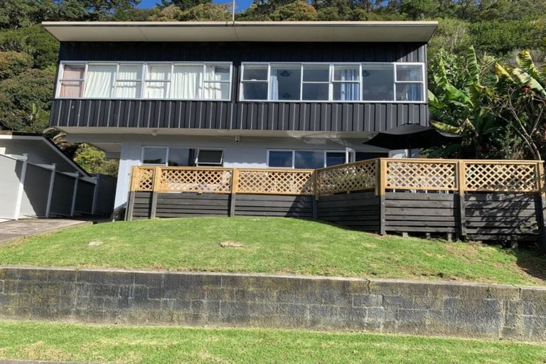 Photo of property in 27 Waiwera Place, Waiwera, Orewa, 0994