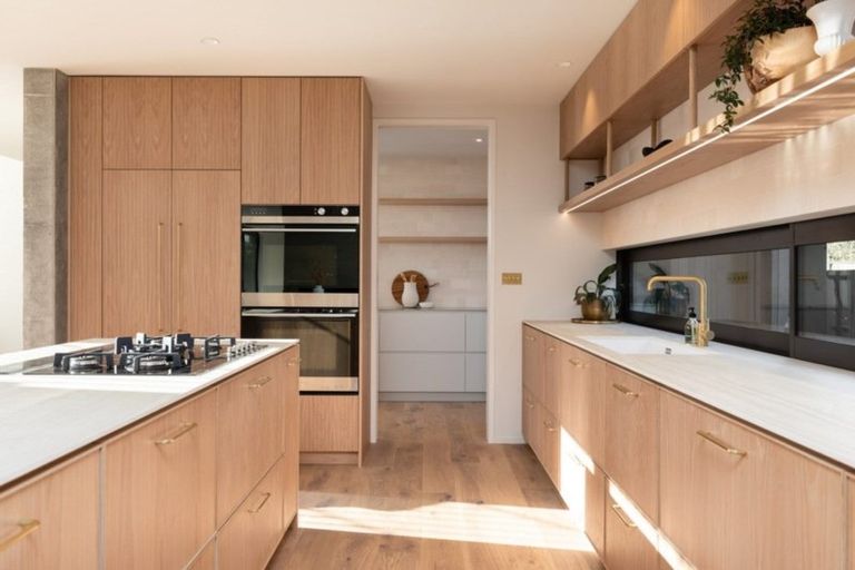 Photo of property in 98 Muricata Avenue, Mount Maunganui, 3116