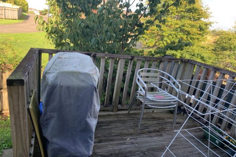 Photo of property in 6/4 John Jennings Drive, Oteha, Auckland, 0632