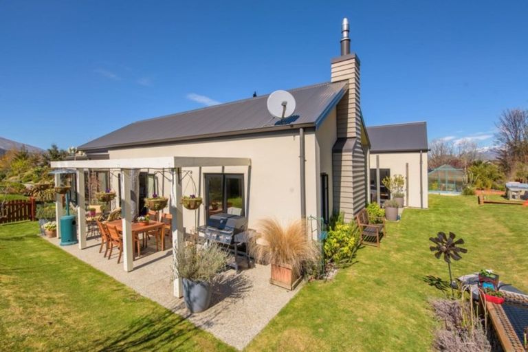 Photo of property in Butel Park, 67 Essex Avenue, Arrowtown, 9302