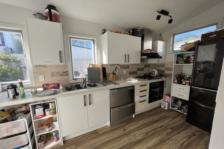 Photo of property in 7 Fallowfield Avenue, Mount Victoria, Wellington, 6011