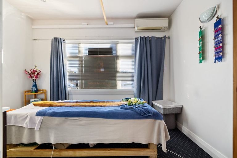 Photo of property in 162 Clarence Street, Riccarton, Christchurch, 8011