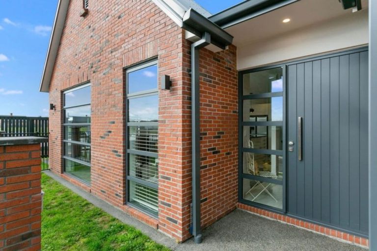 Photo of property in 2/30 Jarrett Terrace, Leamington, Cambridge, 3432