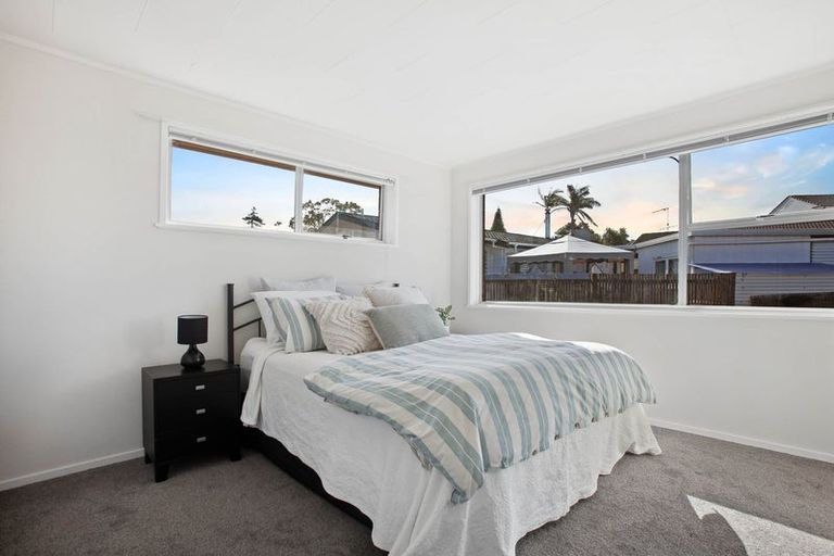 Photo of property in 35b Vincent Street, Howick, Auckland, 2014