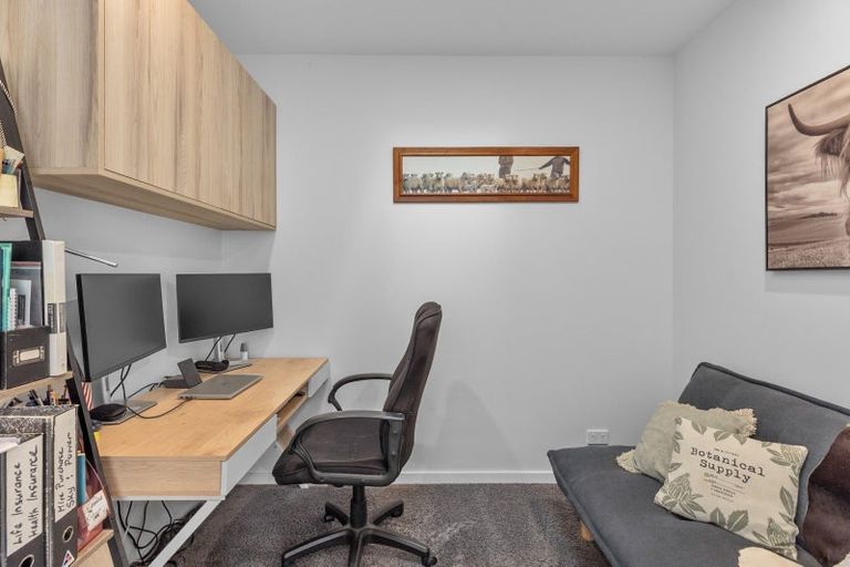 Photo of property in Northlake, 17 Armidale Crescent, Wanaka, 9305