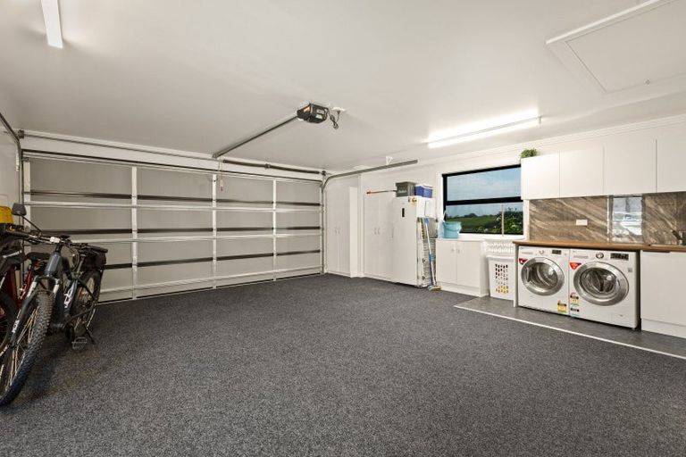 Photo of property in 30 Lakeside Terrace, Omokoroa, 3114