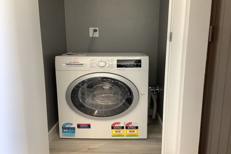 Photo of property in 15 Ron Deal Way, Epuni, Lower Hutt, 5011