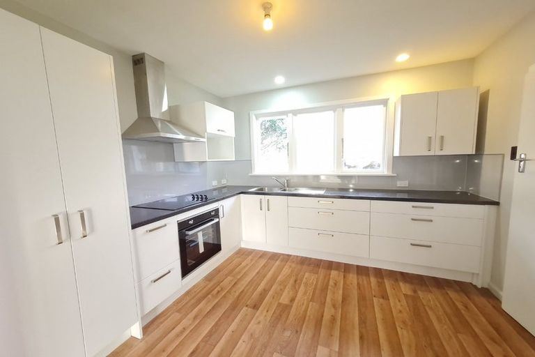 Photo of property in 60 Acacia Avenue, Upper Riccarton, Christchurch, 8041