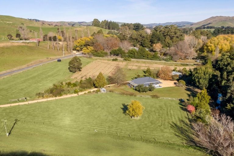 Photo of property in 1017b Longbush Road, Longbush, 5884