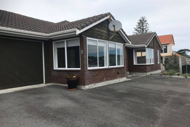 Photo of property in 71 Clyde Street, Island Bay, Wellington, 6023