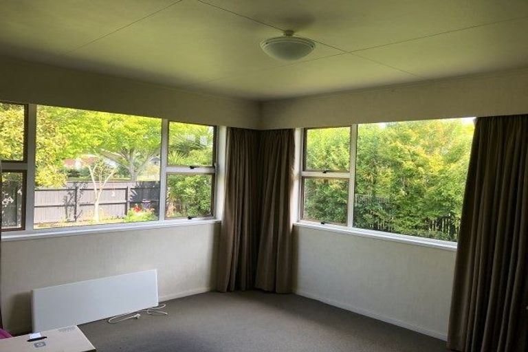 Photo of property in 60 John F Kennedy Drive, Milson, Palmerston North, 4414