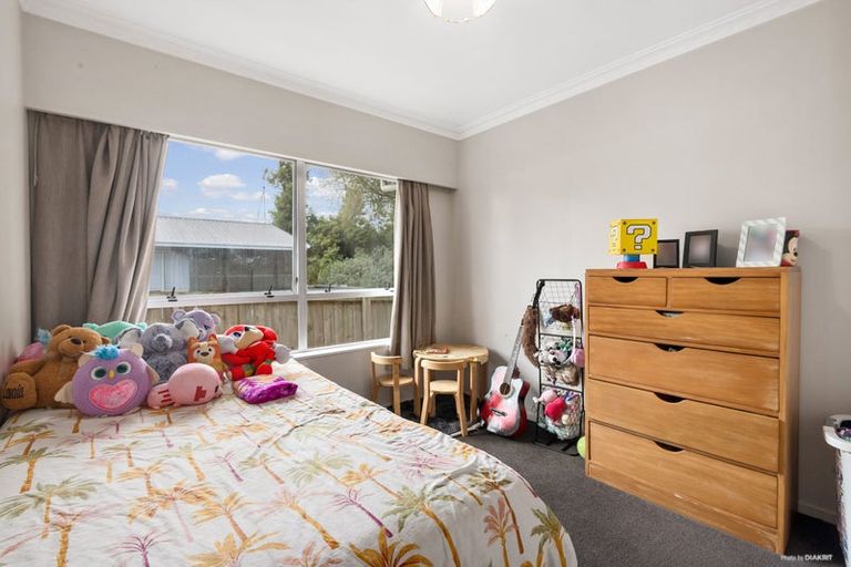 Photo of property in 15 Ellicott Road, Nawton, Hamilton, 3200