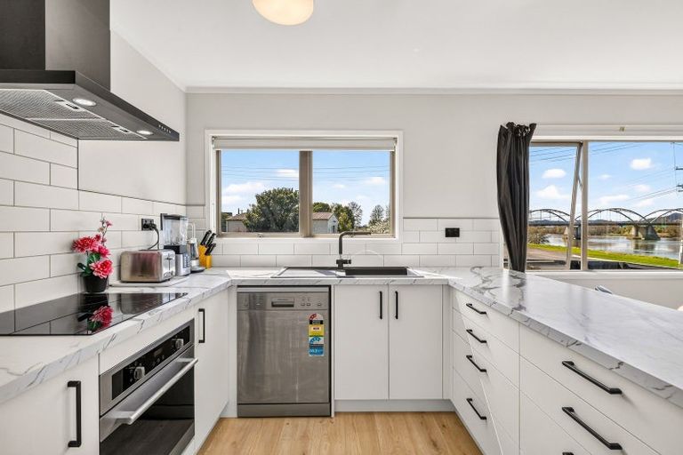 Photo of property in 28 Riverview Road, Huntly, 3700