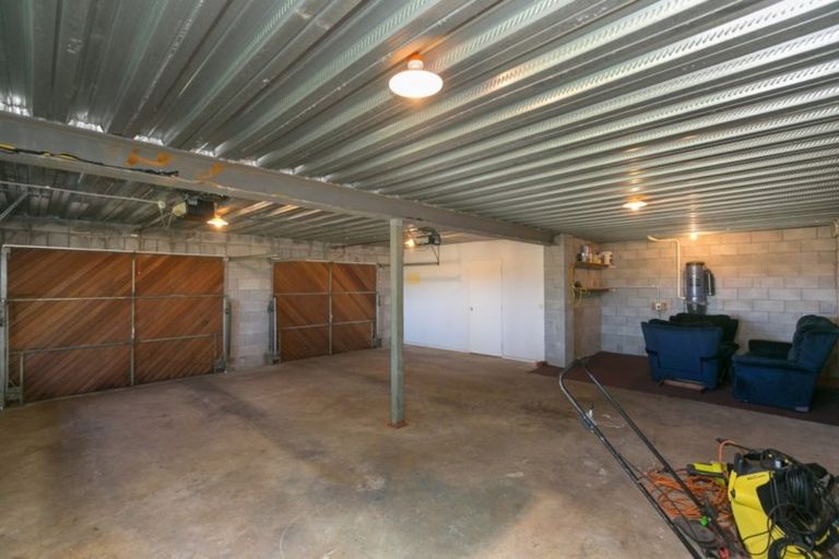 Photo of property in 11d Redwood Crescent, Hurdon, New Plymouth, 4310