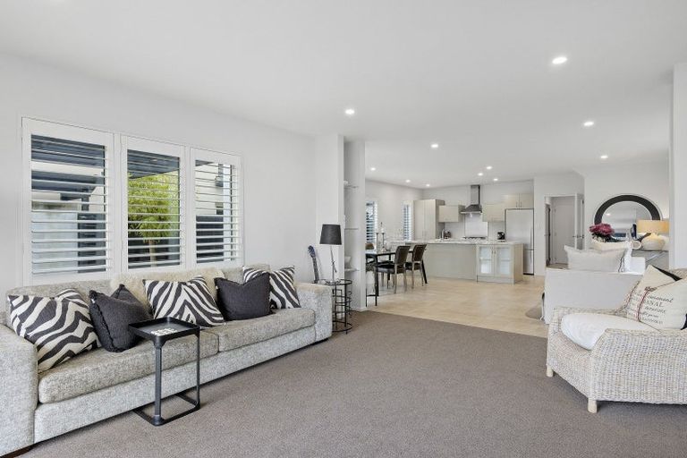 Photo of property in 132 Lake Terrace Road, Burwood, Christchurch, 8061