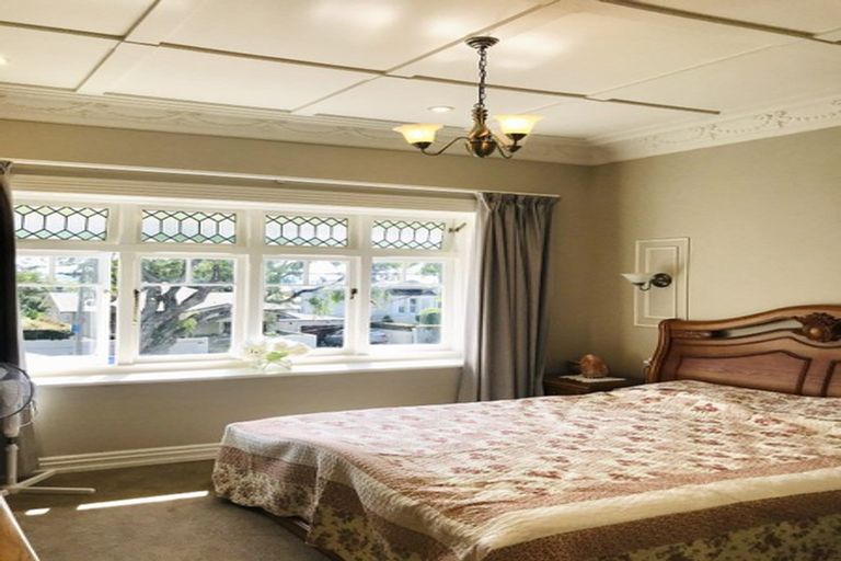 Photo of property in 18 Charlton Avenue, Mount Eden, Auckland, 1024