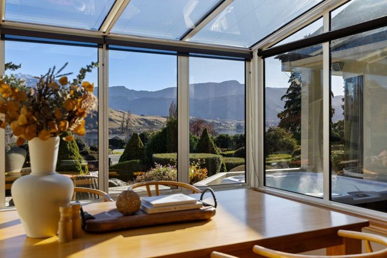Photo of property in 714 Lake Hayes-arrow Junction Highway, Lake Hayes, Queenstown, 9371