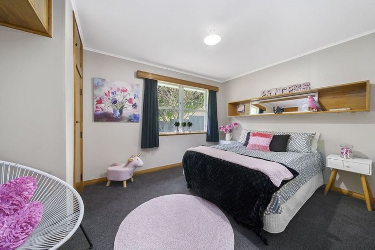 Photo of property in 18 Tarawa Street, Paekakariki, 5034