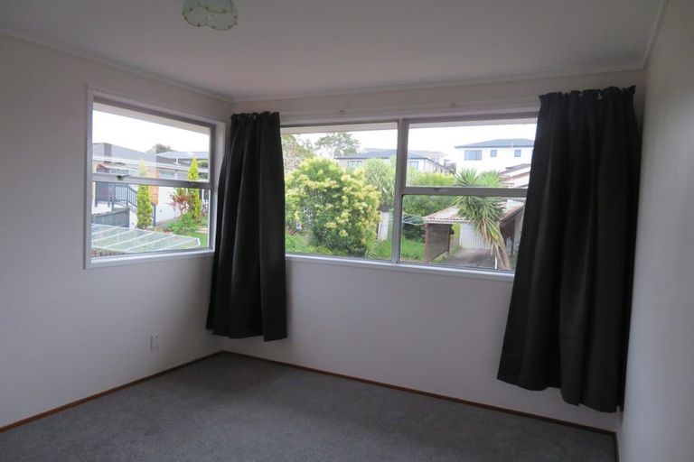 Photo of property in 4171a Great North Road, Glen Eden, Auckland, 0602