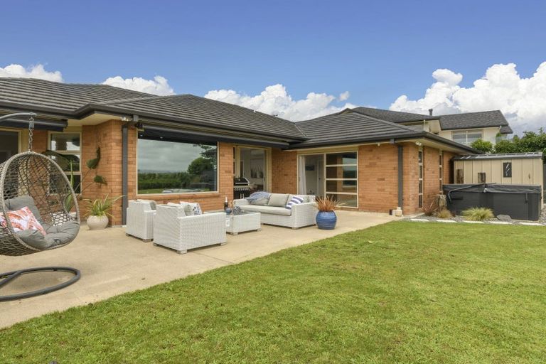 Photo of property in 56 Rexford Heights, Pyes Pa, Tauranga, 3112