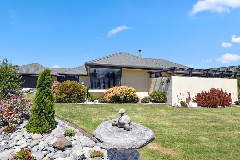 Photo of property in 6 Titoki Place, Motueka, 7120