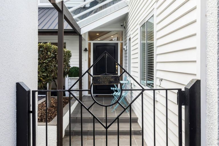 Photo of property in 36 Jacksons Road, Merivale, Christchurch, 8014