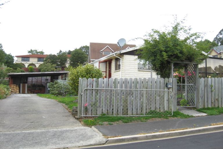 Photo of property in 64 Kinmont Crescent, Kinmont Park, Mosgiel, 9024