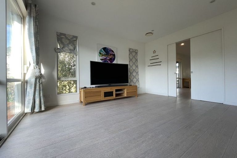 Photo of property in 67 Golden Morning Drive, Albany Heights, Auckland, 0632