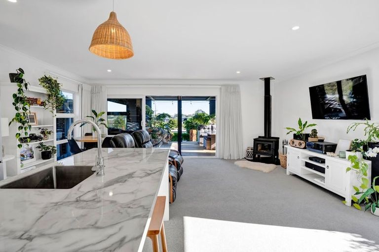 Photo of property in 4 Whenu Way, Bell Block, New Plymouth, 4312