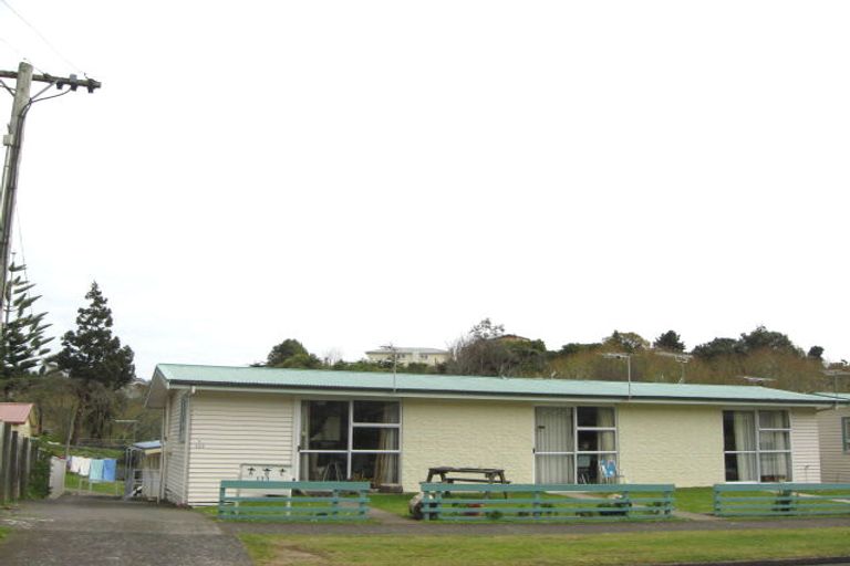 Photo of property in 123a-h Cook Street, Marfell, New Plymouth, 4310