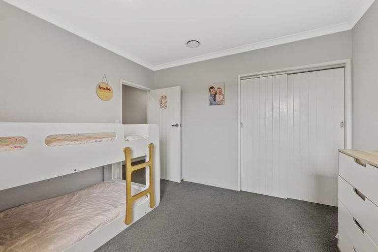 Photo of property in 20 Larlin Drive, Hawera, 4675